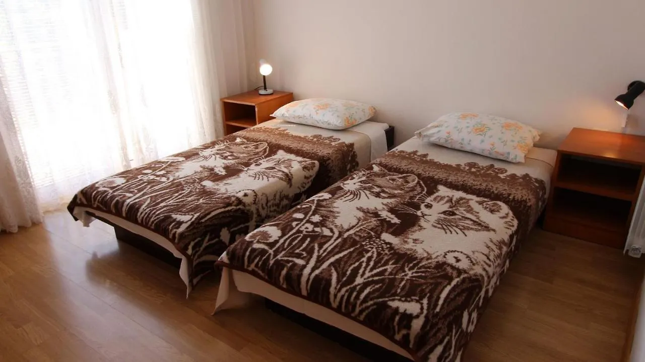 Apartments Grzetic 말린스카 게스트하우스